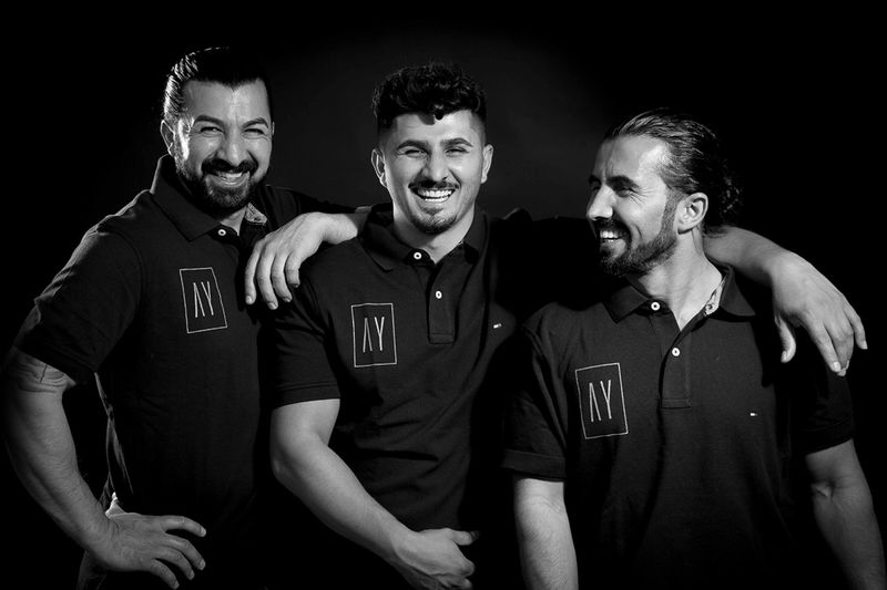 Les 3 frères Ayverdi fondateurs des restaurants: Hüseyin, Ali, et Murti