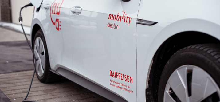 Les banques Raiffeisen misent sur les voitures électriques de Mobility