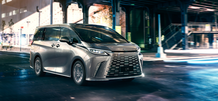 Première mondiale du tout nouveau Lexus LM