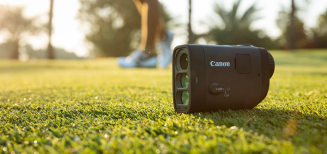 Premier télémètre laser compact de Canon avec appareil photo intégré pour les golfeurs