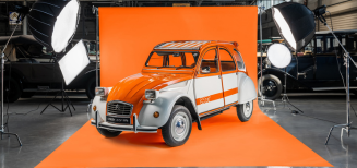 Citroën célèbre les 50 ans de la 2CV Spot