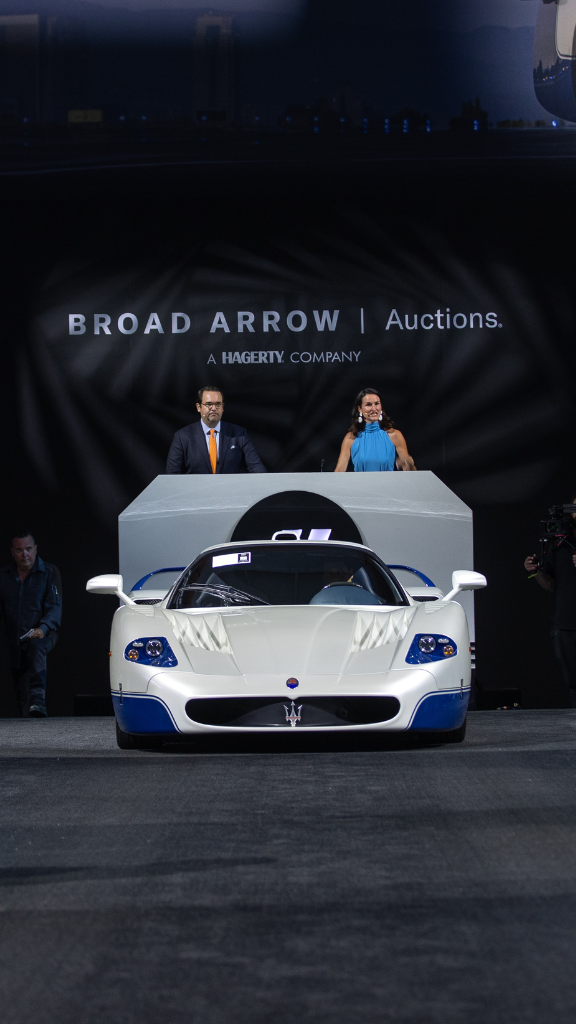 Maserati MC12 Stradale : vente record aux enchères