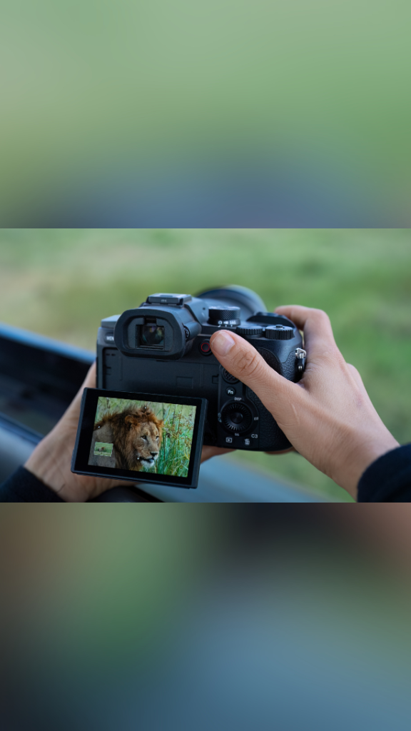 Sony présente la 5ème génération de son Bridge ultime de la série RX, le RX10 V